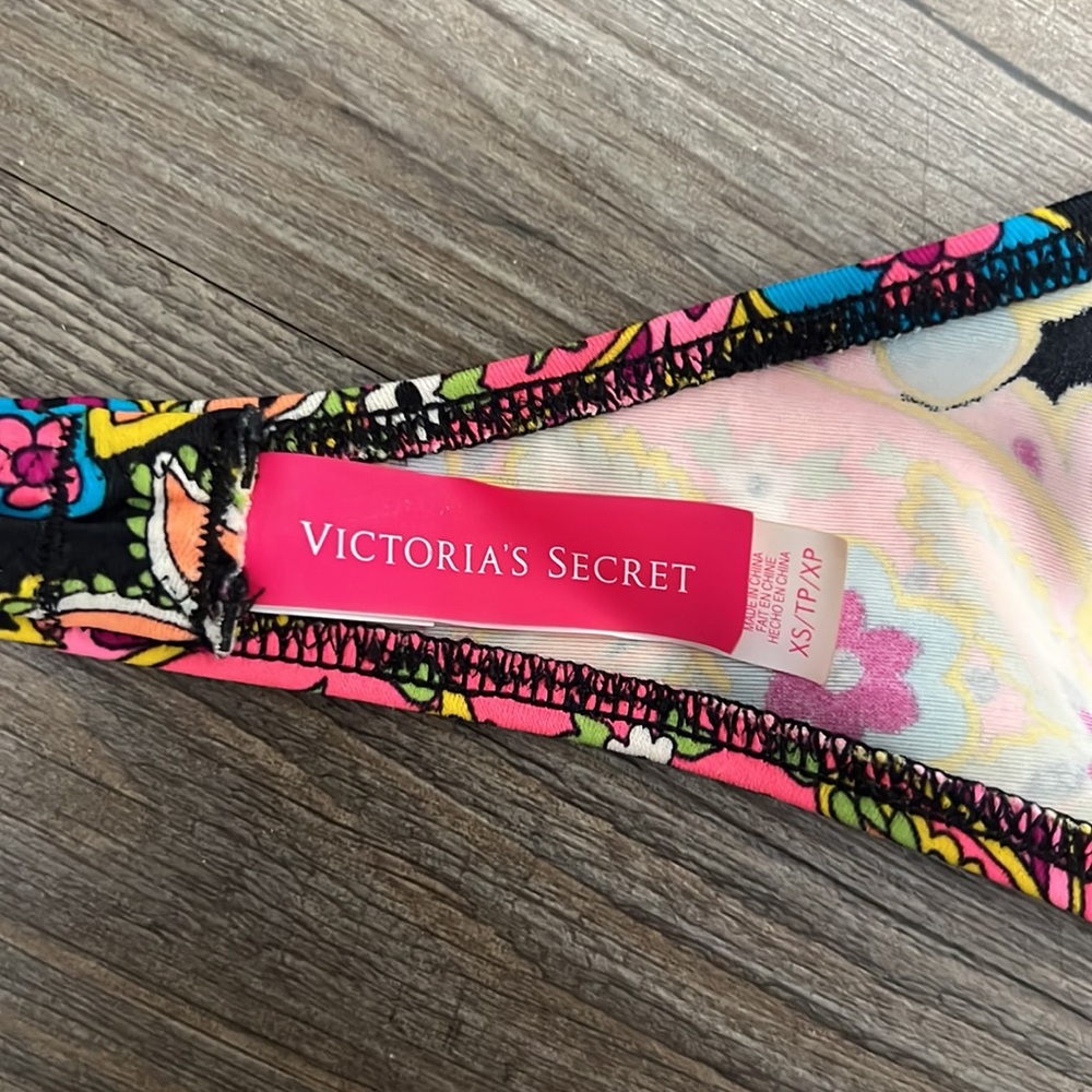 Victoria's Secret Paisley Bandeau Bikini Top Size Small - Picture 5 of 6